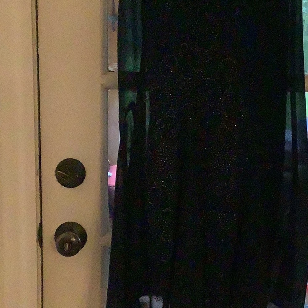 R&M Richards. 2 piece navy with navy beads